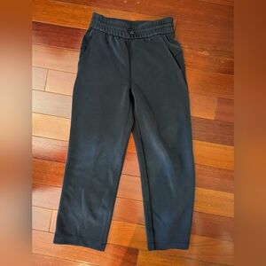 Lululemon Navy Cropped Pants Size 0